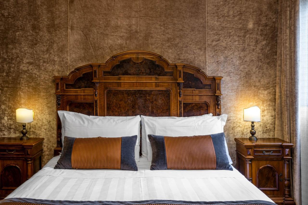 Superior Double or Twin Room,1404981098:JPEG